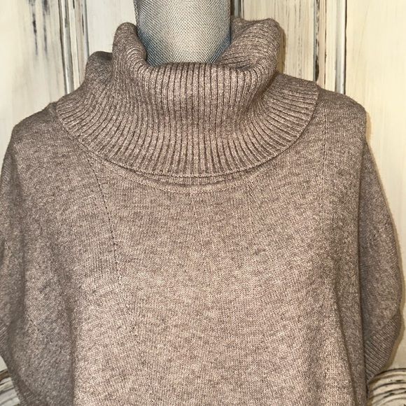 Sisters Soft Cowl Neck Taupe Spaced Dyed Button Detailing Poncho OSFM - Picture 4 of 11